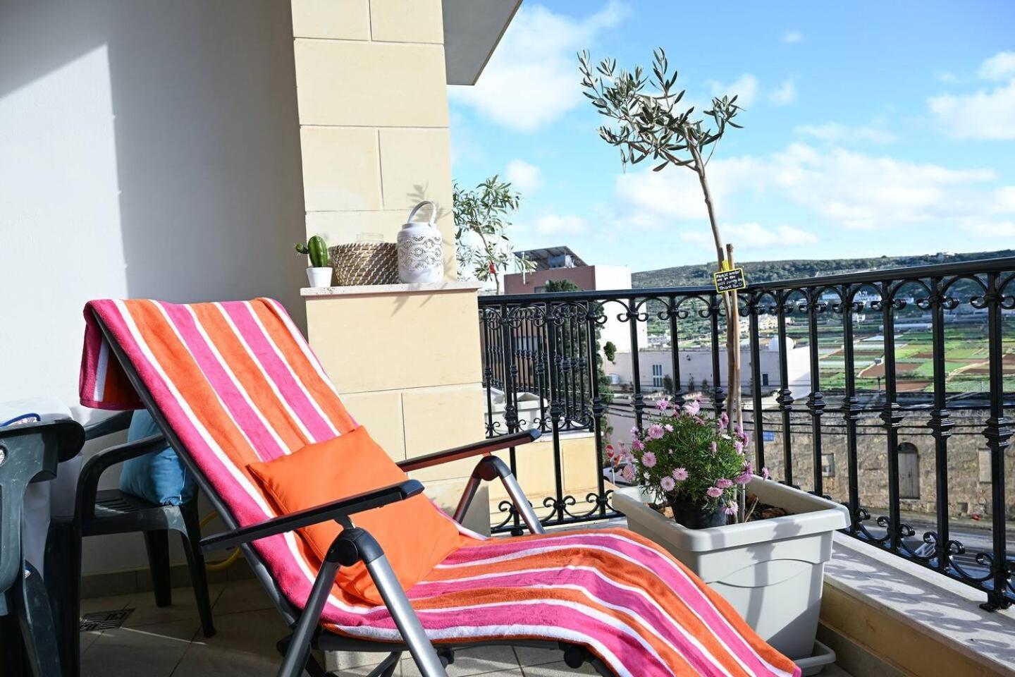 Fl 2 Ta'Lonza Luxury With Hot Tub By Homely メーリッハ エクステリア 写真